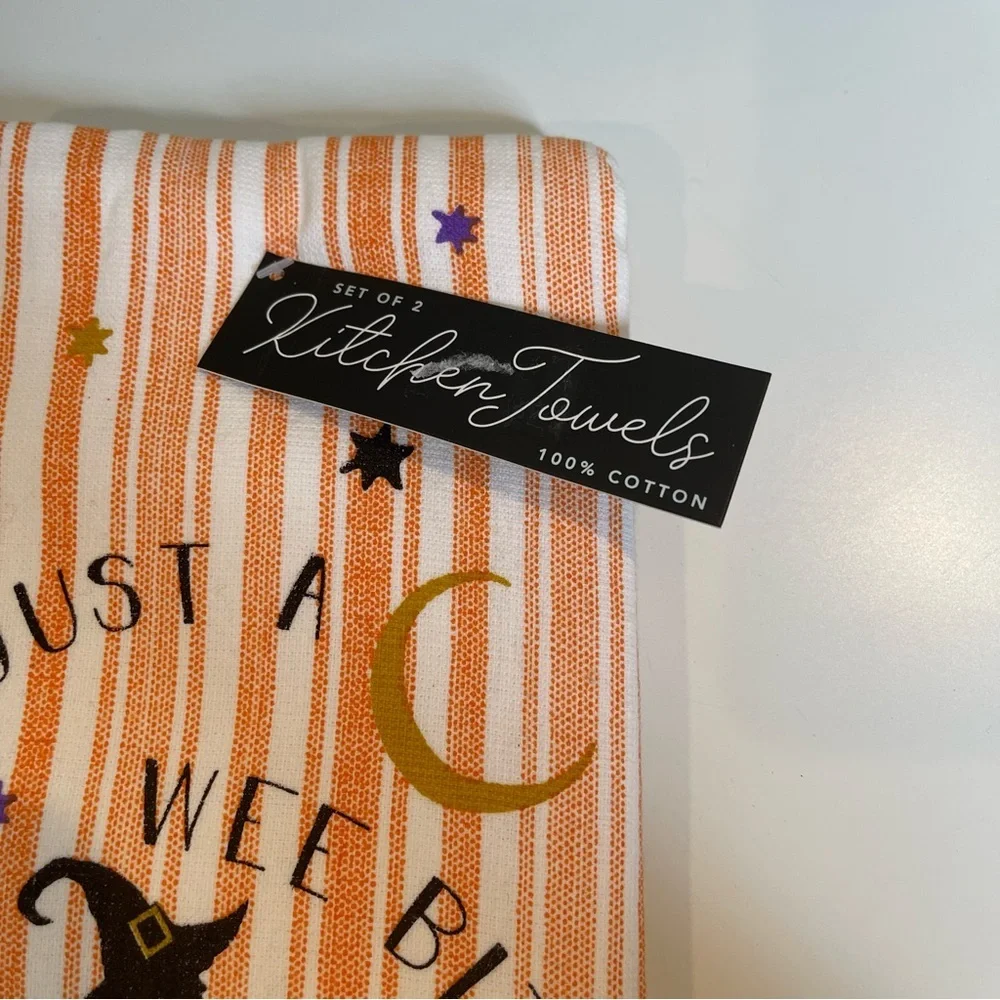 Halloween dish towels nwt